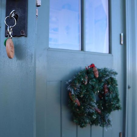 Romney Marsh Huts By Bloom Stays Ashford  Ngoại thất bức ảnh
